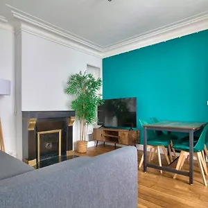  Appartement Luxurious 1 Bedroom Notre Dame De Monge Free Netflix